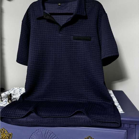 G&P’ Men’s XXL Navy Blue Textured Polo Shirt with Contrast Trim - Picture 8 of 10